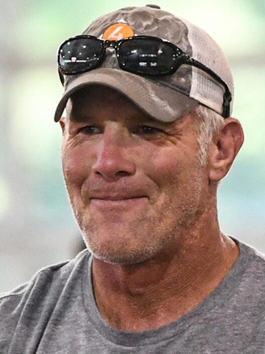 NFL legend Brett Favre takes 'simple' stance on voters in US elections