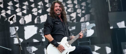 Dave Grohl Announces He Fathered A Child Outside Of His Marriage