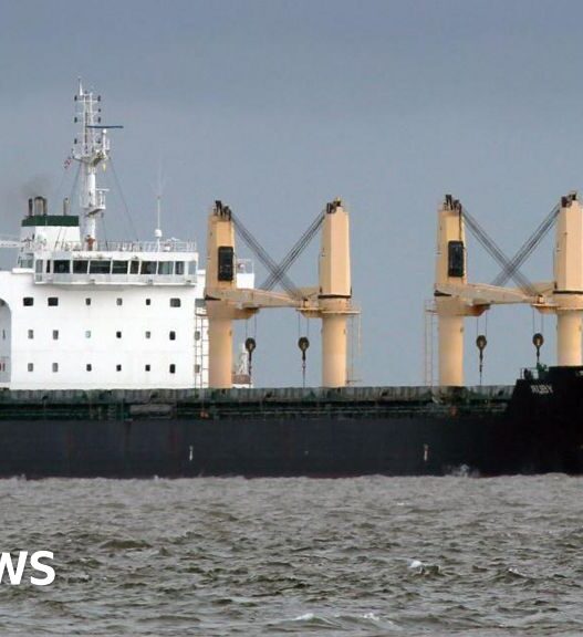 Cargo ship carrying explosive ammonium nitrate heads to UK waters