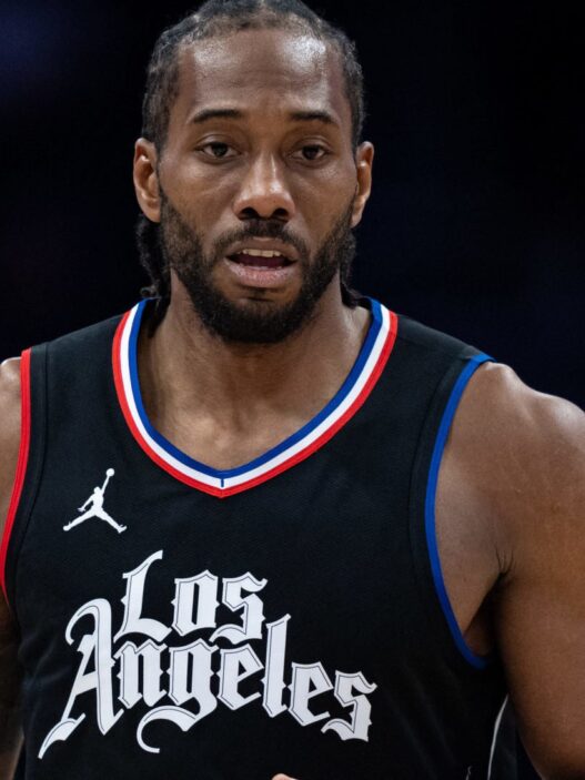 Clippers’ Kawhi Leonard Underwent Procedure On Knee In Offseason, Will Start Training Camp On Limited Basis: REPORT