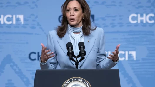 Harris affirms she has children after Huckabee Sanders quip