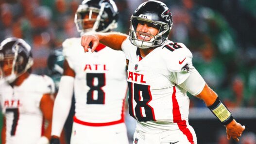 Kirk Cousins caps winning drive with TD pass as Falcons rally past Eagles 22-21