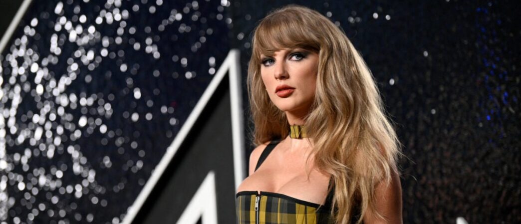 ROOKE: Taylor Swift Accidentally Admits She Doesn’t Care About Her Fans