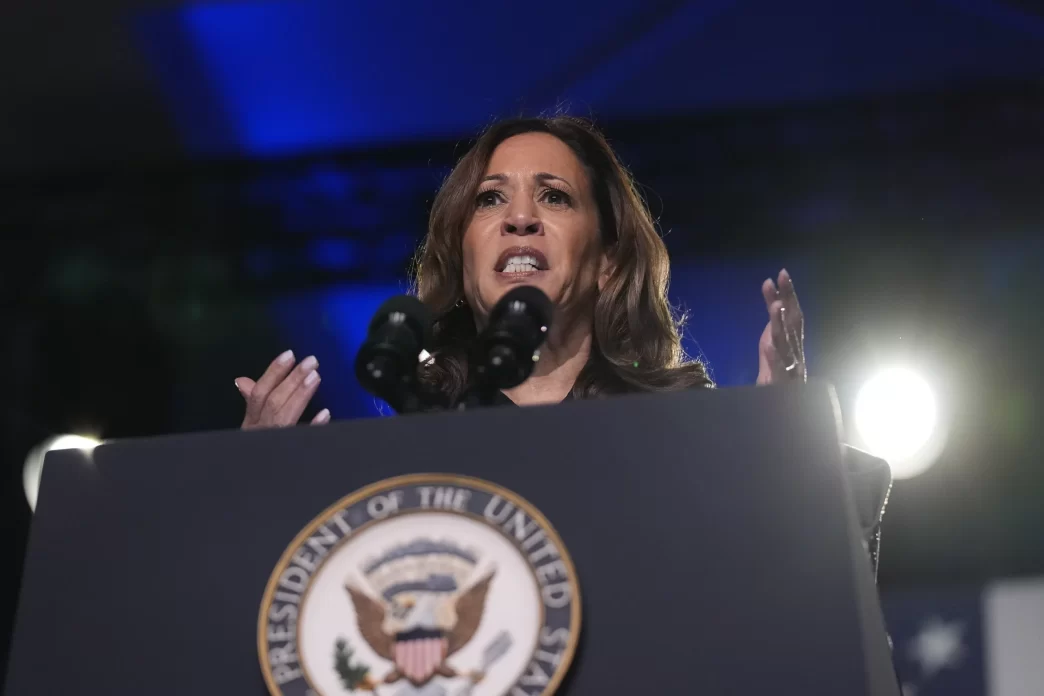 WATCH LIVE: Harris addresses crowd in Pittsburgh on economic plans