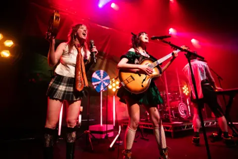 Getty Images Orla Gartland and Dodie perform with Fizz