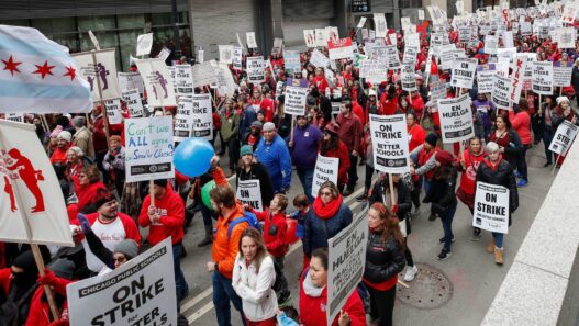 Chicago Teachers Union Refuses To Disclose Where Money Is Going, Lawsuit Alleges