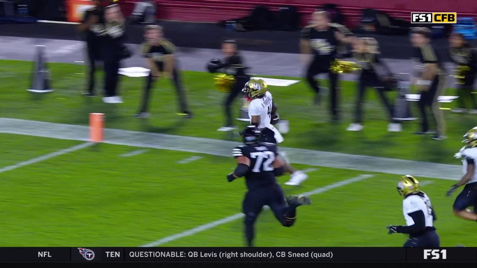 UCF's Braeden Marshall intercepts a pass but DROPS the ball at the 1-yard line vs. Iowa State