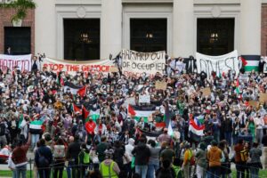 Anti-Israel Vandals Smash Windows on Harvard University Campus