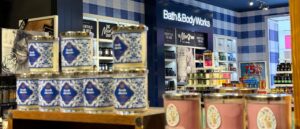 Bath & Body Works Apologizes For Offending Customers With Allegedly KKK-Resembling Candle