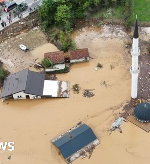 Bosnia floods and landslides leave 19 dead