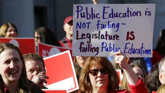 DC teachers reach labor deal after months of negotiations