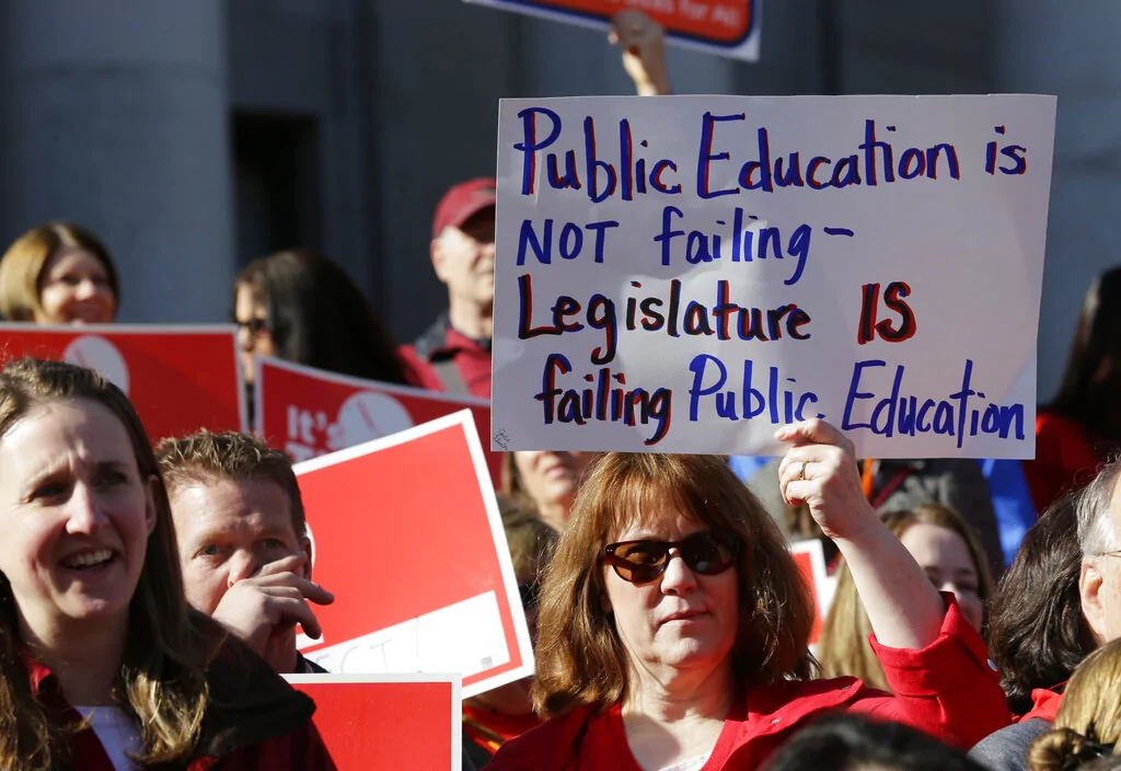 DC teachers reach labor deal after months of negotiations