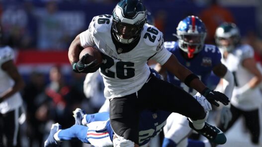 Eagles’ Saquon Barkley Has Incredibly Powerhouse Day Against Giants, Shuts Up New York Boobirds In Shellacking Fashion