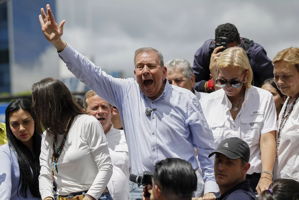 Exiled Venezuela ex-presidential candidate says he’s returning in January to take office