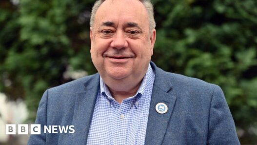 Former Scottish First Minister Alex Salmond dies