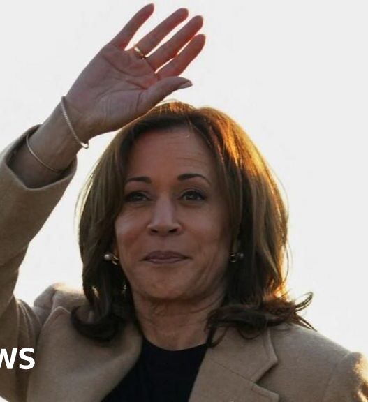 Kamala Harris puts pressure on Donald Trump over medical records