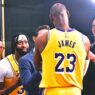 LeBron James, Anthony Davis will play in Lakers' first two preseason games