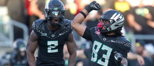 Oregon Holds No. 1 Spot In AP Top 25 Poll For First Time Since 2012, Vanderbilt Comes Into Play After 11-Year Hiatus