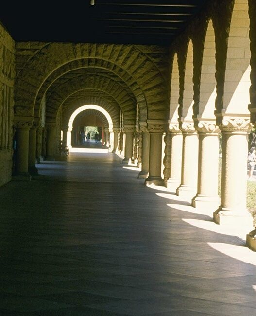 Stanford Requires DEI Statement From Students Enrolling in Class