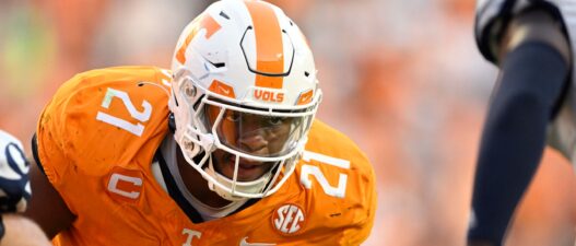 Tennessee’s Omari Thomas Blasts Celebrating Arkansas Fans With Aggressive Shove After Razorbacks Upset Volunteers