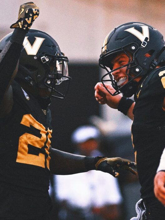 Vanderbilt takes down No. 1 Alabama 40-35 in historic college football victory